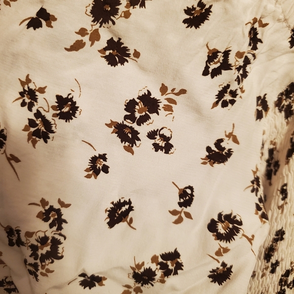 Faithfull the Brand Paola Floral-Print Shirred Midi Dress. White, brown. Boho. S - Picture 6 of 14